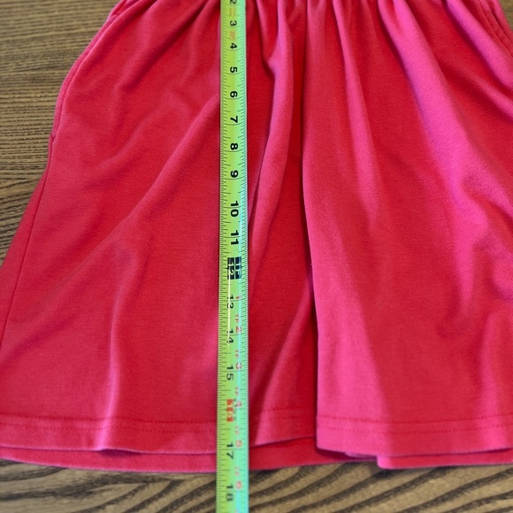 Weekenders Vintage Athletic Shorts in Vibrant Red with Breathable Fabric M - Picture 4 of 6